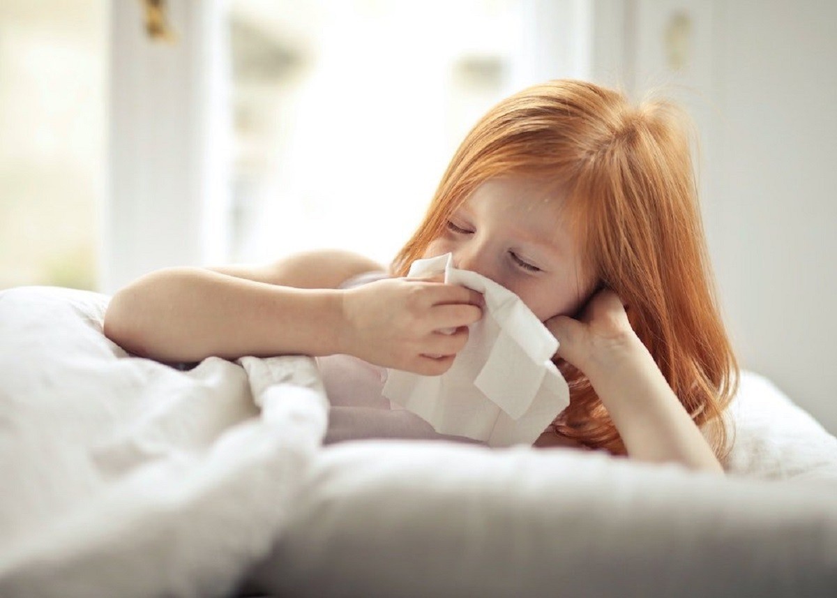 Health Tips: कमजोर इम्यूनिटी के कारण बच्चा बार-बार पड़ रहा बीमार, पेरेंट्स ना करें नजरअंदाज