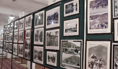 Nostalgic Kashmir Photo Exhibition में Kashmir के गौरवशाली इतिहास और संस्कृति की दिख रही है झलक