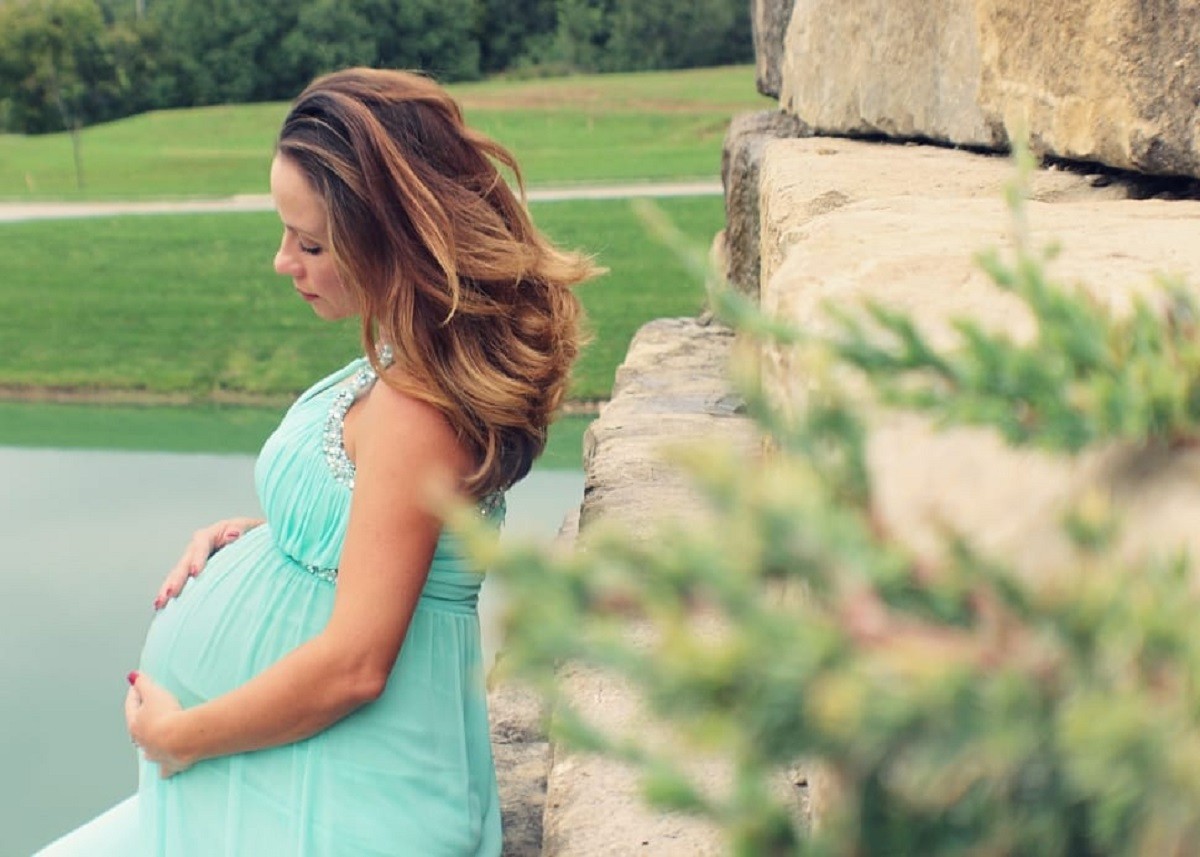 Pregnancy Tips: प्रेग्नेंसी में महिलाओं को हो सकती हैं ये 7 समस्याएं, बच्चे के विकास पर पड़ता है इसका असर