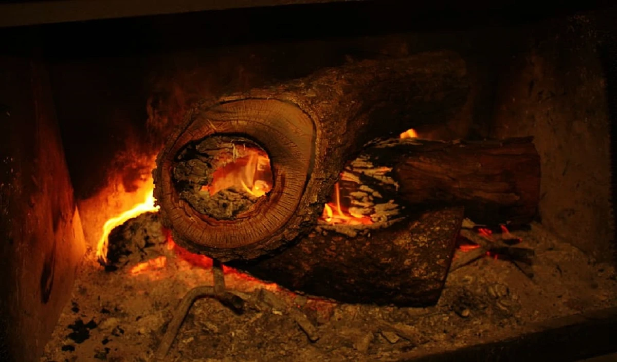 fireplace in a closed room