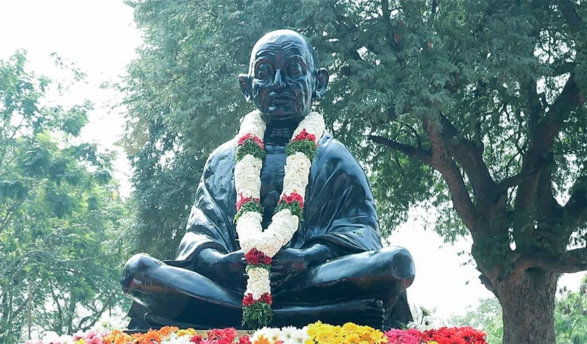 mahatma gandhi