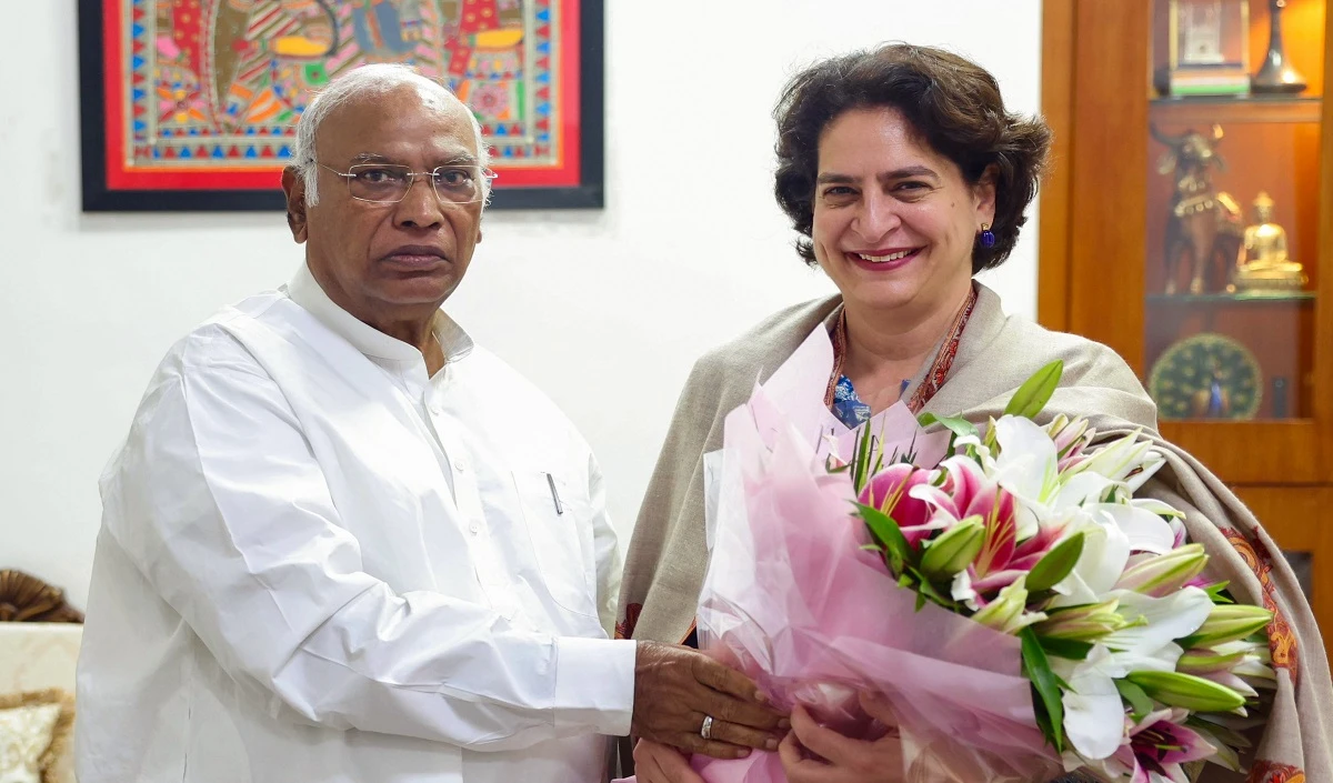 Mallikarjun Kharge Priyanka Gandhi Vadra