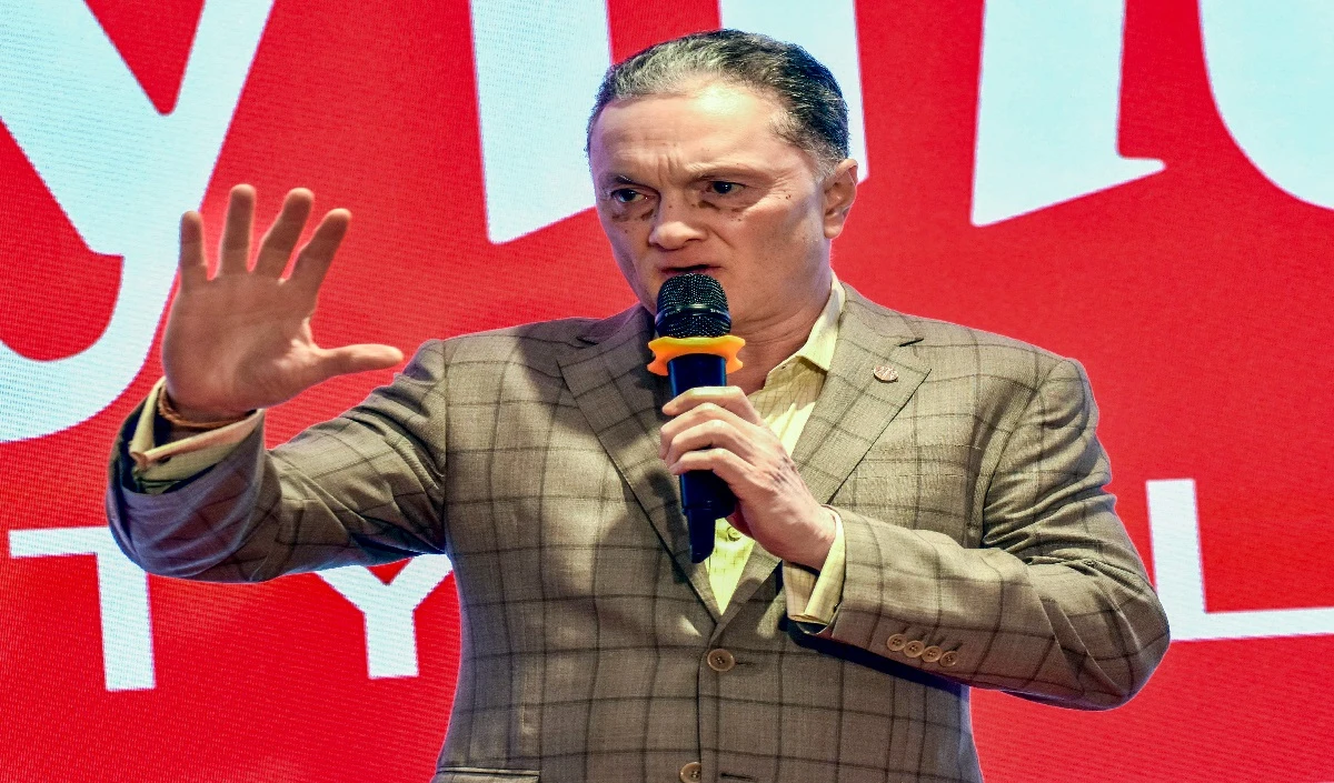 raymond gautam singhania