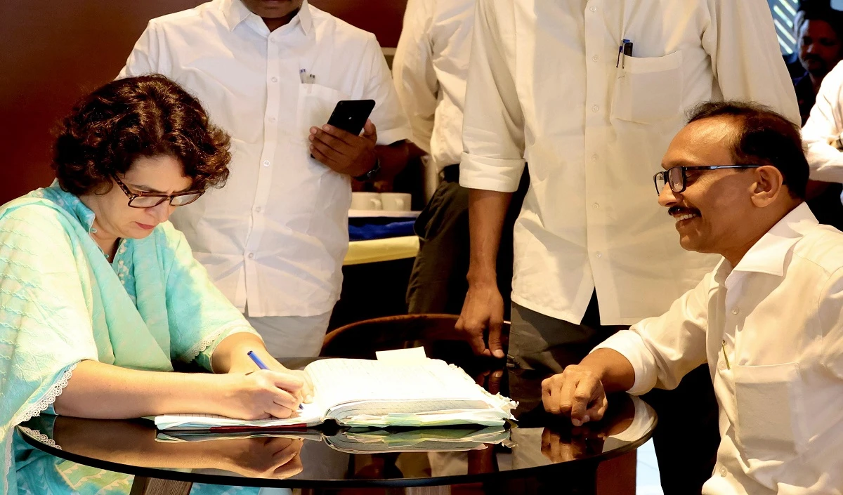 priyanka gandhi nomination