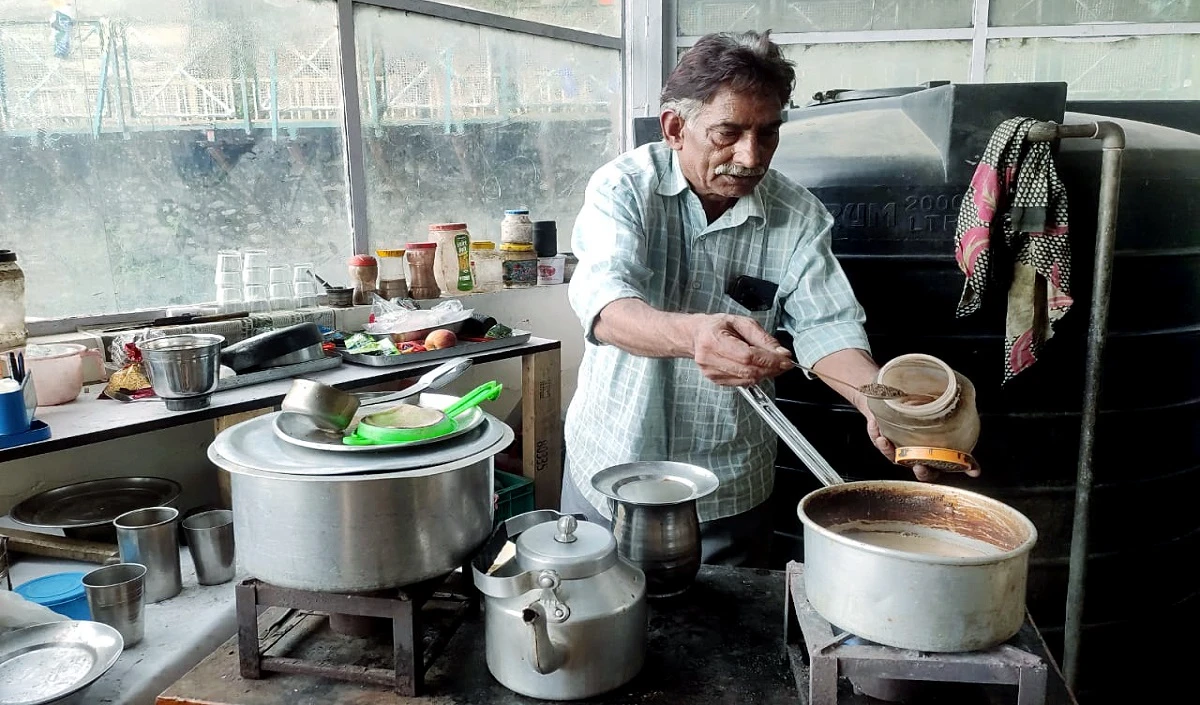 tea vendor