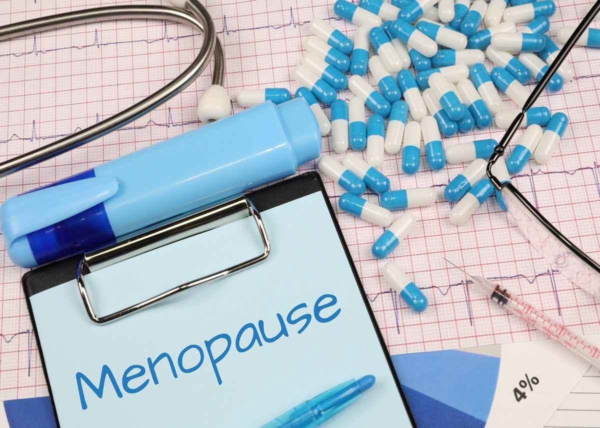 Menopause Symptoms: मेनोपॉज के समय महिलाओं को होती हैं ये समस्याएं, जानिए नींद पर क्यों पड़ता है प्रभाव