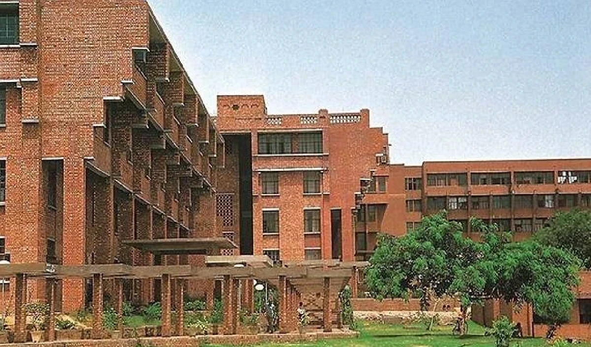 JNU 