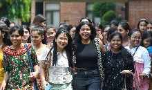 University of Delhi में असिस्टेंट सहित 137 पदों पर भर्ती निकली, आवेदन करने की तारीख आगे बढ़ी