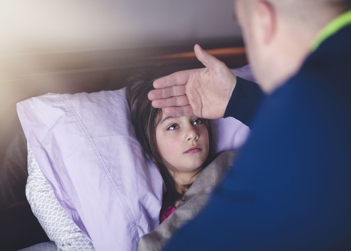 Health Tips: ब्लड इंफेक्शन की समस्या से बच्चों का ऐसे करें बचाव, जानिए क्या कहते हैं हेल्थ एक्सपर्ट्स