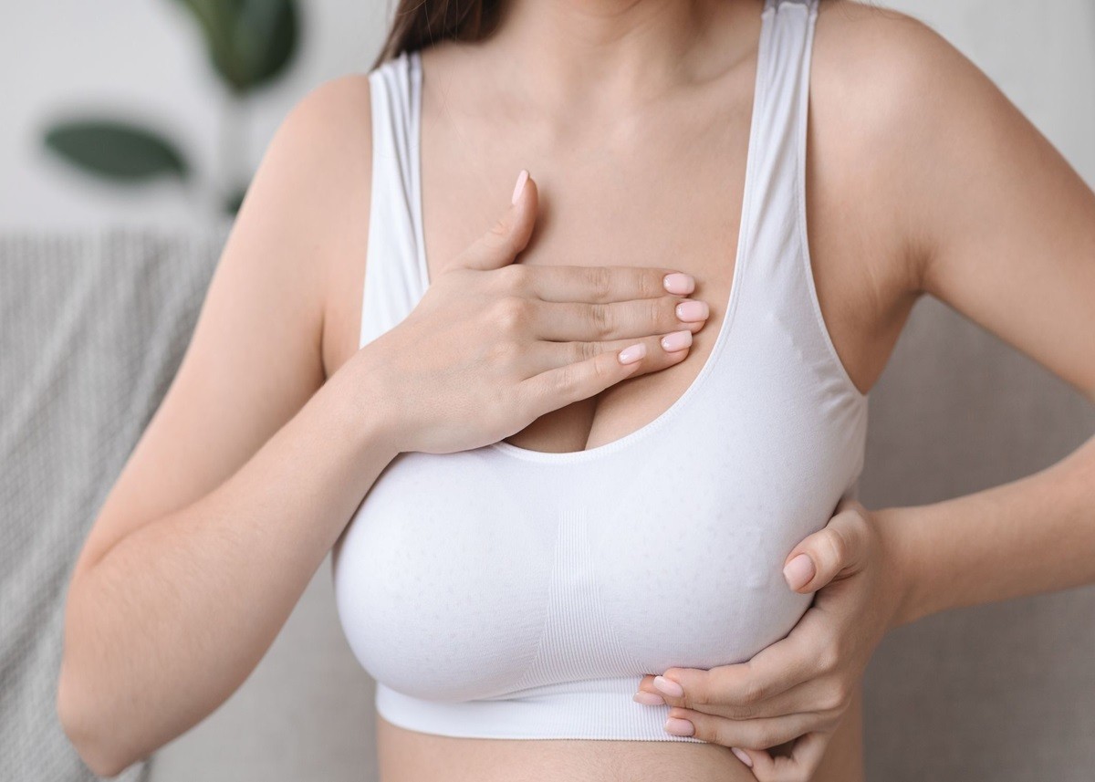 Breast Health: मेनोपॉज के दौरान शरीर में दिखने लगते हैं ऐसे बदलाव, जानिए क्या कहते हैं एक्सपर्ट्स