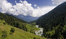 Honeymoon Destinations: हनीमून के लिए कश्मीर की इन 3 जगहों पर जाएं, कम बजट में देखें जन्नत का नजारा