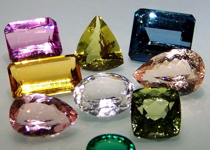Gemstone: टाइगर रत्न धारण करने से मजबूत होते हैं ये ग्रह, जानिए कब और कैसे पहनें