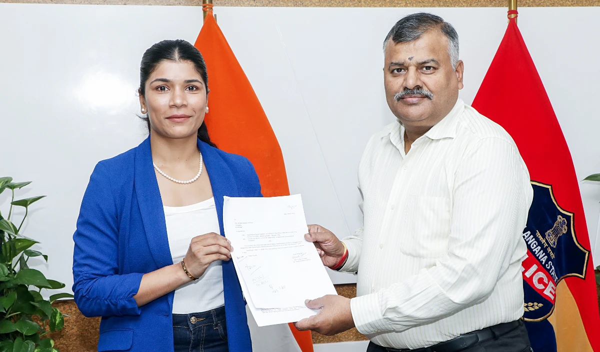 world boxing champion nikhat zareen appointed as dsp in telangana police - Prabhasakshi latest news in hindi