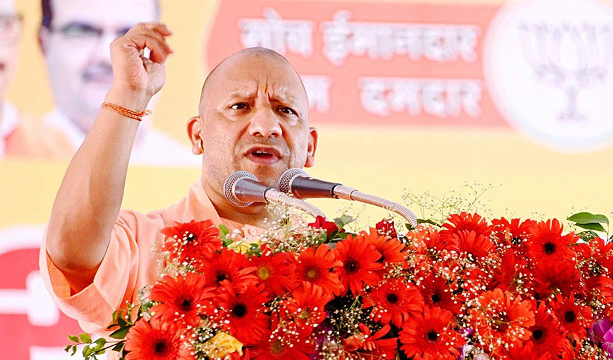 in akhilesh rule every district big mafia and goon was associated with sp says yogi adityanath - Prabhasakshi latest news in hindi