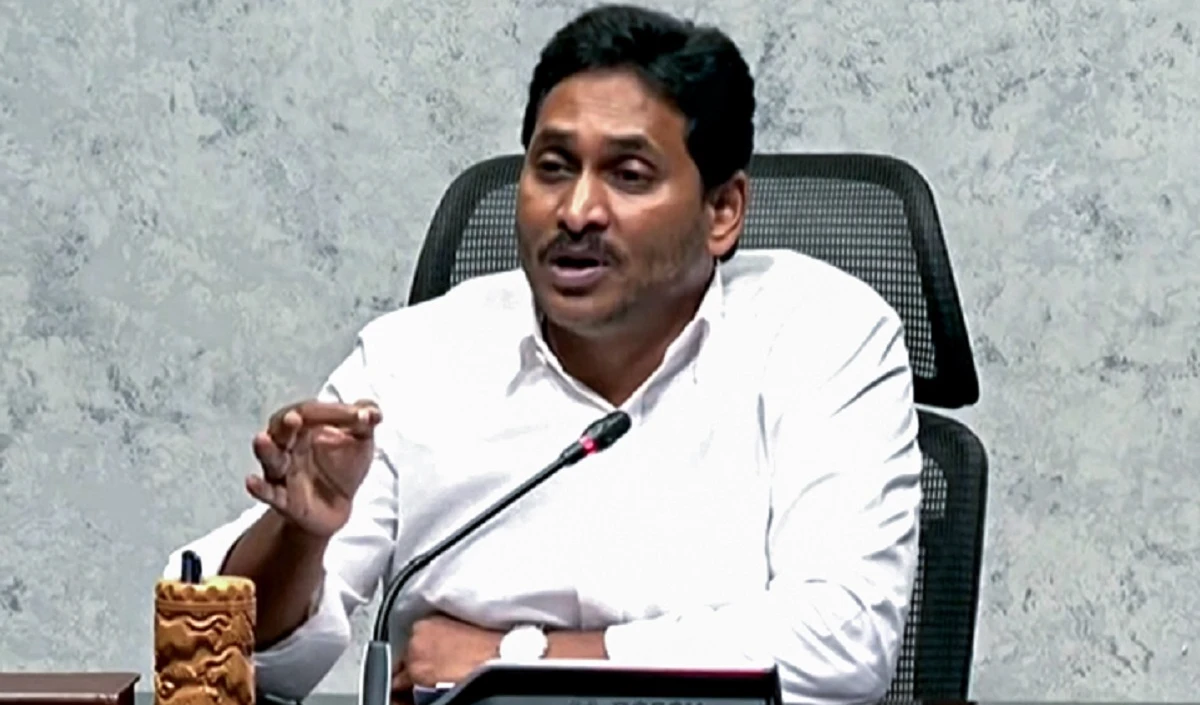 tirupati laddu controversy jagan mohan reddy asked pm modi to reprimand naidu know why - Prabhasakshi latest news in hindi