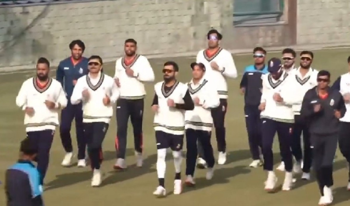 Ranji Trophy: रणजी मुकाबले से पहले विराट कोहली ने किया अभ्यास, अरुण जेटली स्टेडियम में दिखे