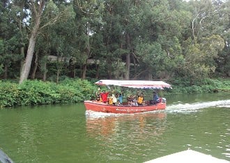 Travel Tips: दिल्ली की भागदौड़ में चाहिए सुकून, पुराने किले की झील में बोटिंग संग पाएं नैनीताल वाली शांति