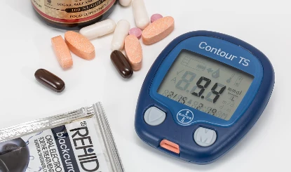 World Diabetes Day 2025: लंबे समय तक डेस्क जॉब पर बैठे रहने की ये गलतियां डायबिटीज का शिकार बना सकती है, जनिए डॉक्टर क्या कहते हैं