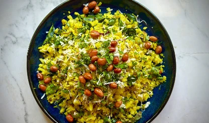 बासी पोहा हो गया सख्त तो अपनाइए ये आसान नुस्खा, मिलेगा वही पुराने जैसा स्वाद