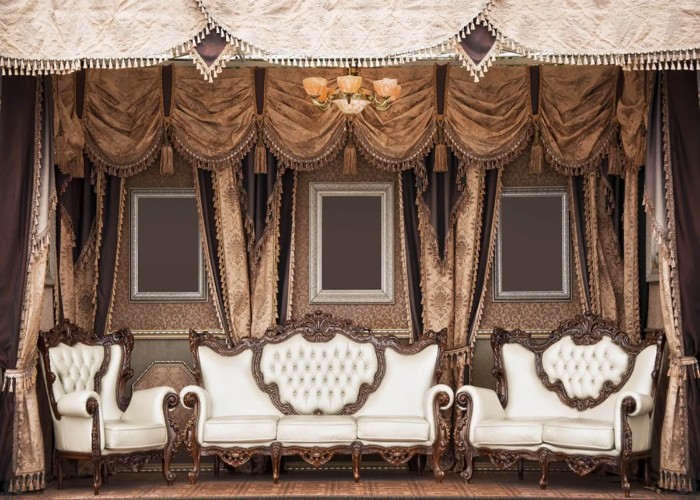 Home Decoration Ideas: पुरानी बनारसी साड़ी फेंकने से पहले जान लें ये 5 स्मार्ट तरीके, घर को मिलेगा नया लुक