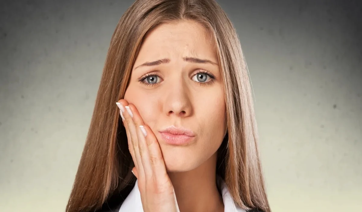 दांत दर्द से पाएं तुरंत राहत: जानें यह सस्ता आयुर्वेदिक घरेलू उपचार Toothache Unbearable Pain Remedies news image