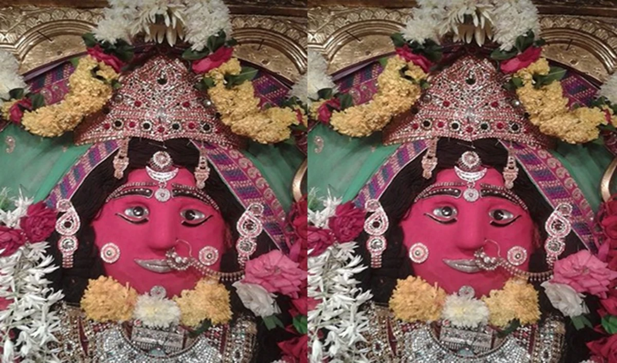 क्या है उज्जैन के हरसिद्धि मंदिर का आध्यात्मिक महत्व और पौराणिक कथा? Ujjain Harsiddhi Shaktipeeth Significance news image