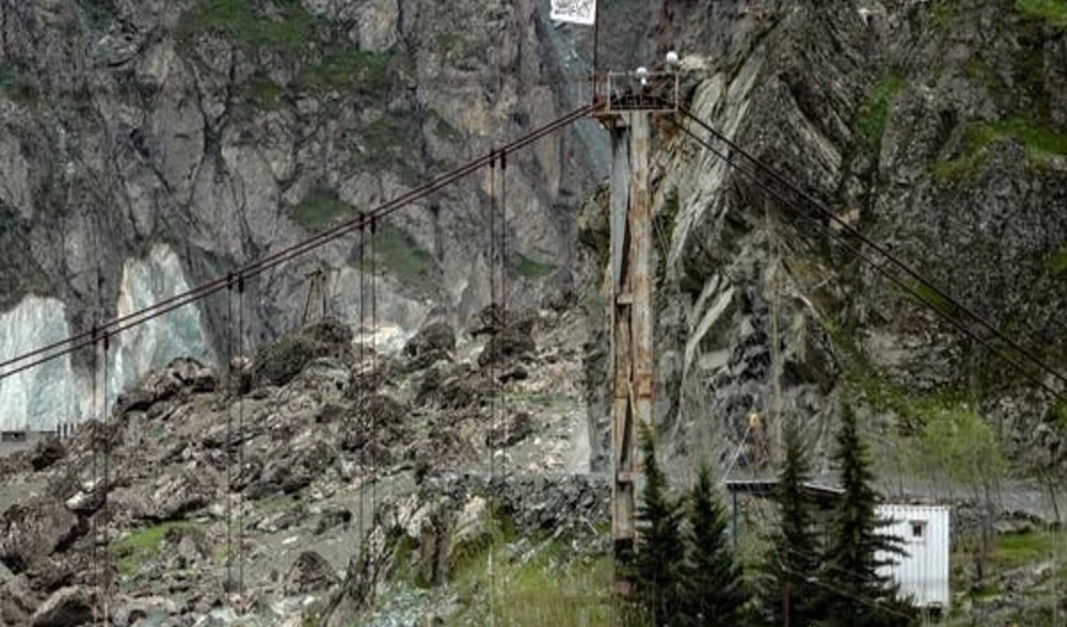 ताजिकिस्तान ड्रोन हमला: चीनी खदान पर मौतें, क्या अफगानिस्तान से बढ़ा तनाव? Tajikistan Drone Gold Mine Attack news image