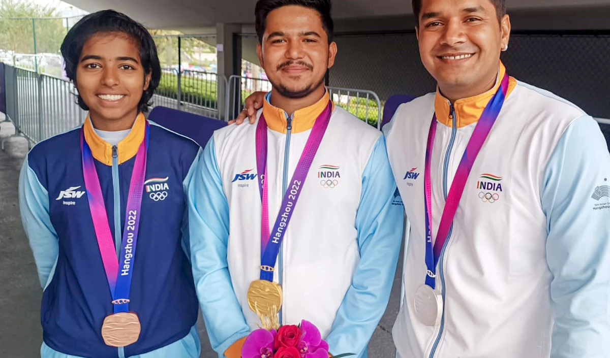 तीरंदाजी में Aditi Swami ने स्वर्ण जीता, Nataraj ने तैराकी में दबदबा उजागर किया Champion Aditi Archery Games news image