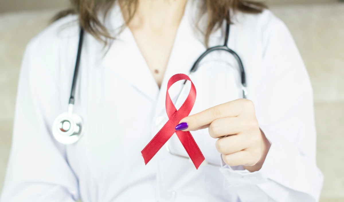 विश्व एड्स दिवस: एचआईवी से एड्स तक का सफर कितना लंबा? जानिए डॉक्टरी सलाह Hiv Social Stigma Misconceptions news image