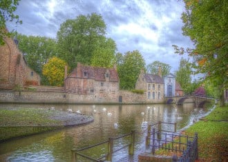 Travel Tips: इस बार घूमने जाएं उत्तराखंड के ये 5 सबसे बड़े शहर, जिनकी खूबसूरती देख दंग रह जाएंगे आप