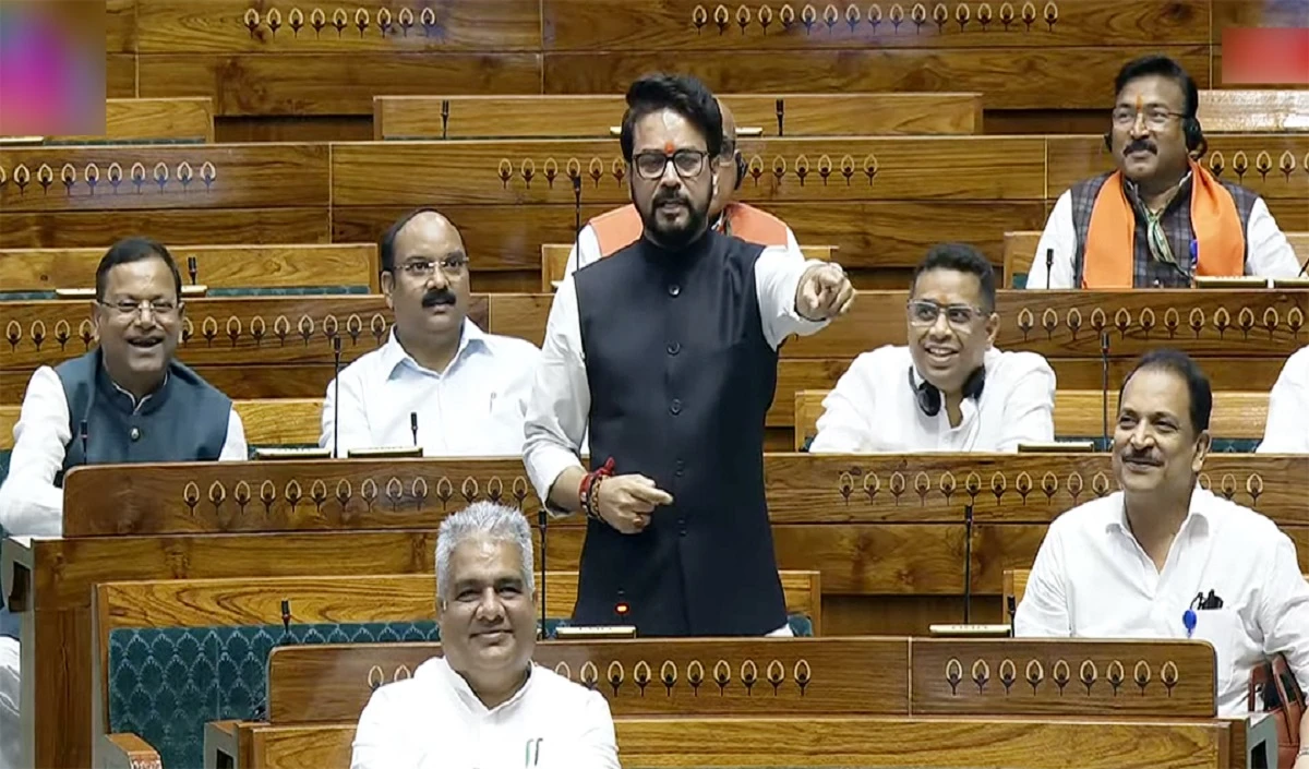 संसद में ई-सिगरेट पर बवाल! अनुराग ठाकुर ने टीएमसी सांसद पर लगाया आरोप, स्पीकर ने लिया संज्ञान