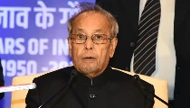 Pranab Mukherjee Birth Anniversary: देश के 13वें राष्ट्रपति थे प्रणब मुखर्जी, कभी पत्रकार के रूप में शुरू किया था करियर Pranab Mukherjee Birth Anniversary: देश के 13वें राष्ट्रपति थे प्रणब मुखर्जी, कभी पत्रकार के रूप में शुरू किया था करियर