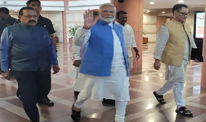 आप बस काम करिए, मजदूर आपके पीछे खड़ा… UP के एनडीए सांसदों को PM मोदी ने दिया मंत्र