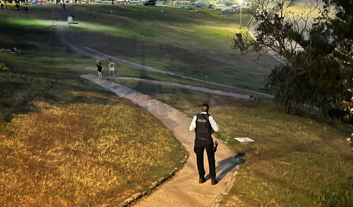 Bondi Beach Terror Attack | सिडनी नरसंहार के लिए पाकिस्तानी बाप-बेटे ज़िम्मेदार, 16 मासूमों की आतंकियों ने ले ली जान