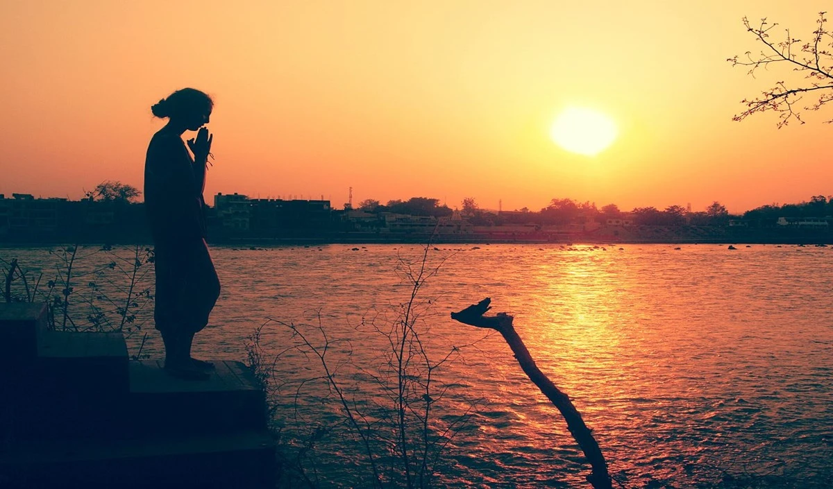 Dhanu Sankranti 2025: साल की अंतिम संक्रांति आज, जानें धनु संक्रांति पर कैसे करें सूर्य देव को प्रसन्न, क्या है महत्व Dhanu Sankranti 2025: साल की अंतिम संक्रांति आज, जानें धनु संक्रांति पर कैसे करें सूर्य देव को प्रसन्न, क्या है महत्व