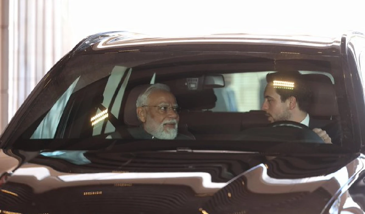 गाड़ी में बिठाया और ले पहुंचे म्यूज़ियम, PM मोदी के लिए ड्राइवर बने क्राउन प्रिंस