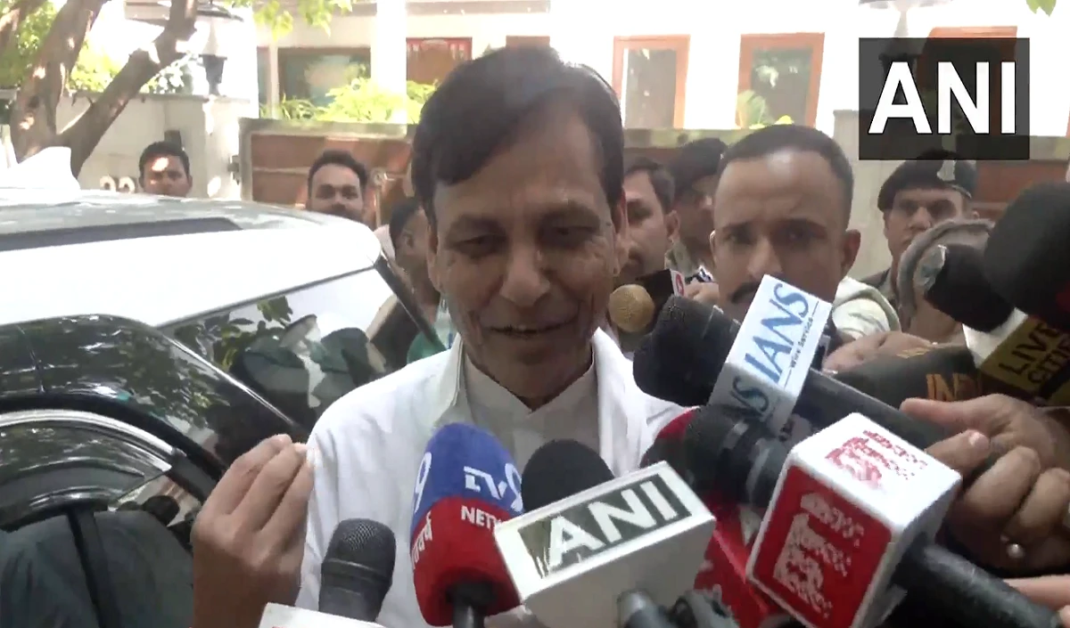 अपनी सुरक्षा को मजबूत कर रहा भारत, पाकिस्तान और बांग्लादेश सीमा पर अब तक इतनी हो चुकी है फेंसिंग