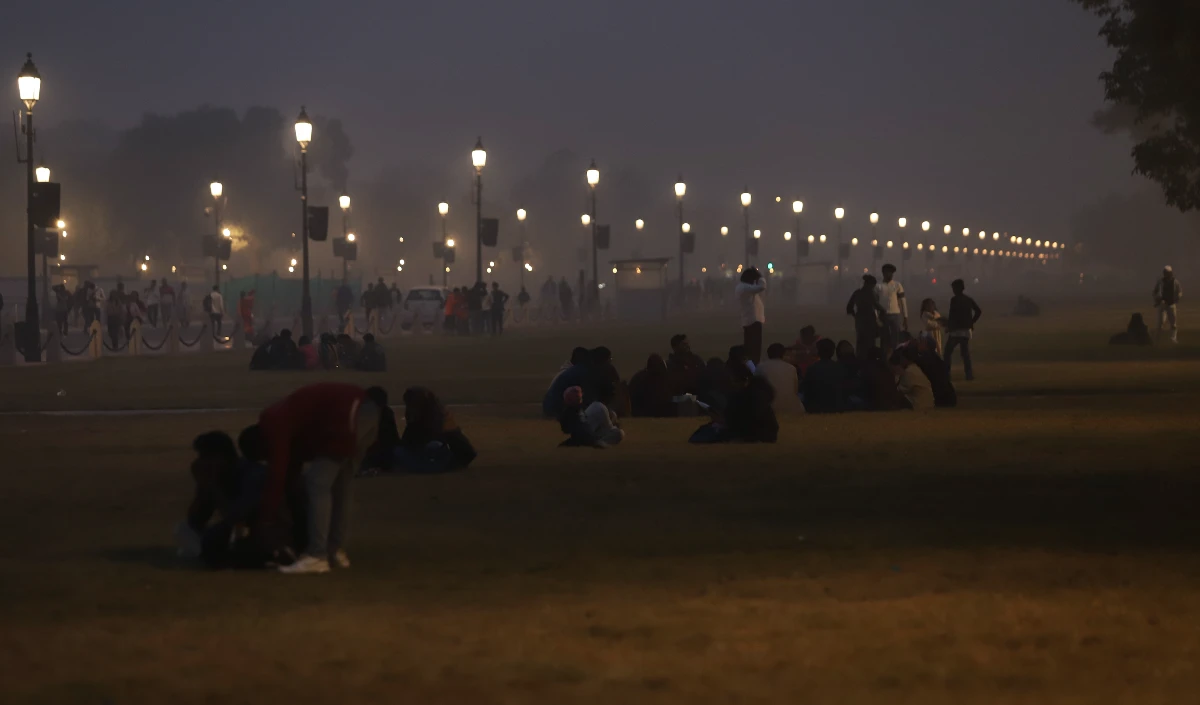 दिल्ली-NCR में आज भी प्रदूषण का कहर, कई कांग्रेस नेताओं ने संसद में पेश किया स्थगन प्रस्ताव