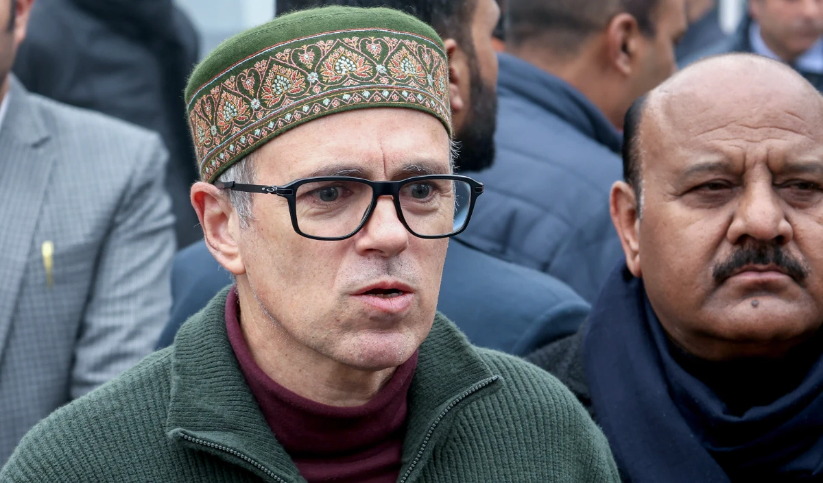 "अब असली चेहरा सामने आ रहा है", Hijab Video को लेकर उमर अब्दुल्ला ने नीतीश कुमार पर कसा तंज