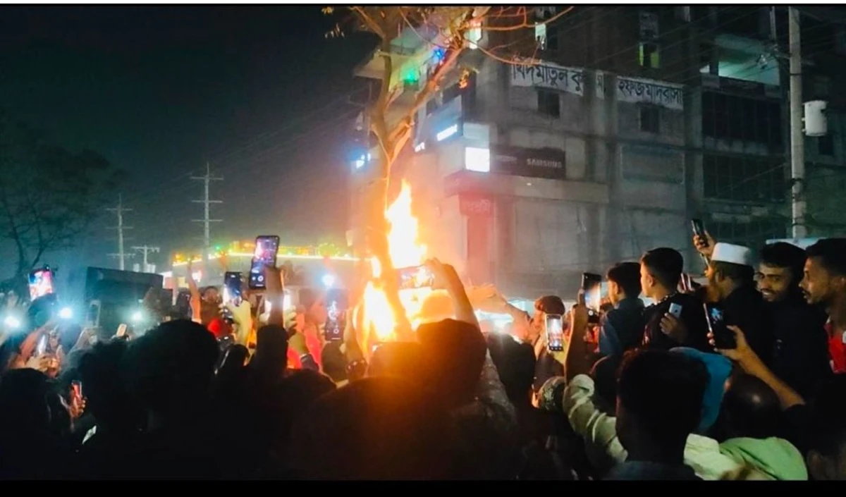 Bangladesh: शरीफ उस्मान हादी की मौत के बाद ढाका में हिंसा, भारत-बांग्लादेश रिश्तों पर असर