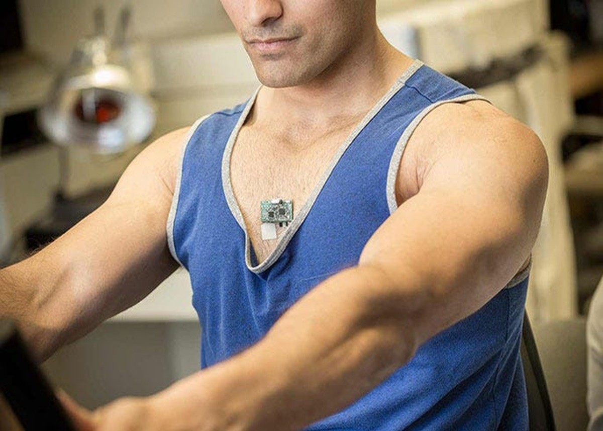 Testosterone Therapy: एंटी-एजिंग का नया ट्रेंड: टेस्टोस्टेरोन थेरेपी से जवानी लौटानी है? तो जान लें ये गंभीर जोखिम