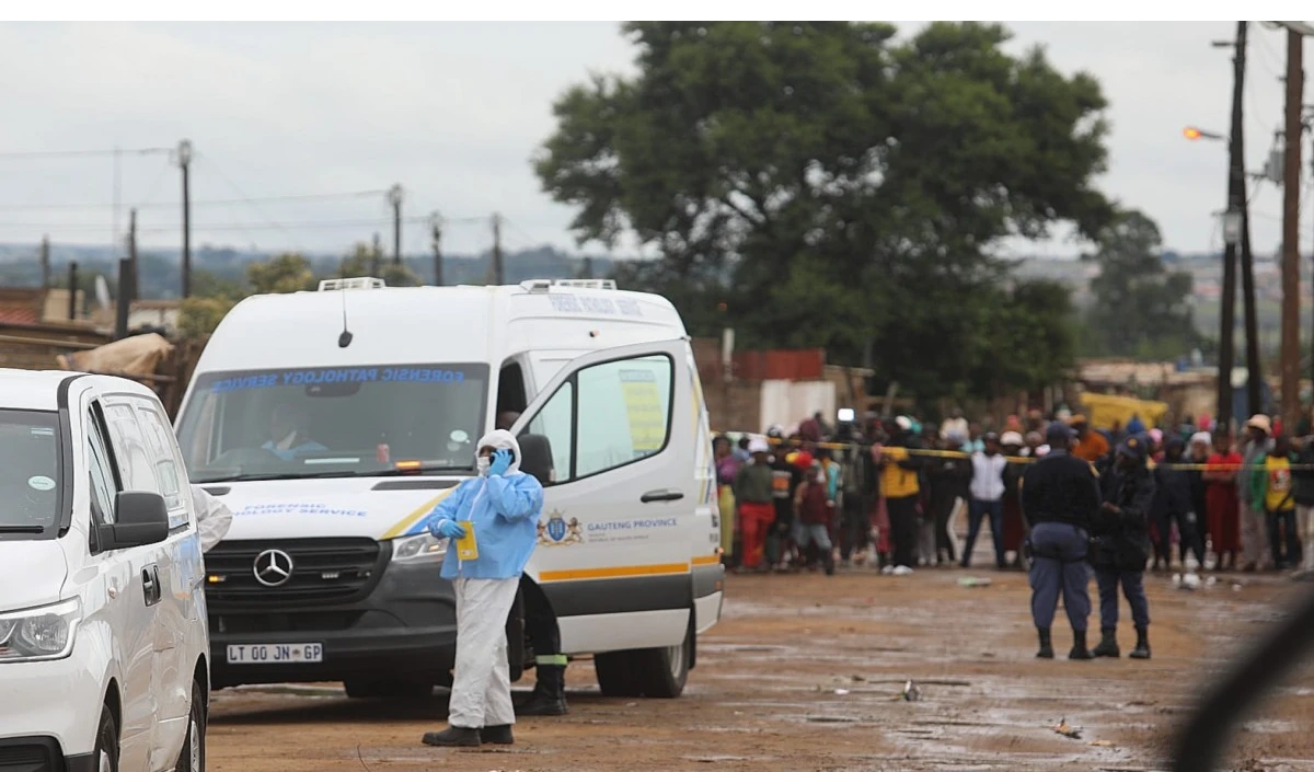जोहान्सबर्ग के पास बार में अंधाधुंध गोलीबारी, 9 मरे, दक्षिण अफ्रीका में फिर छाया खौफ