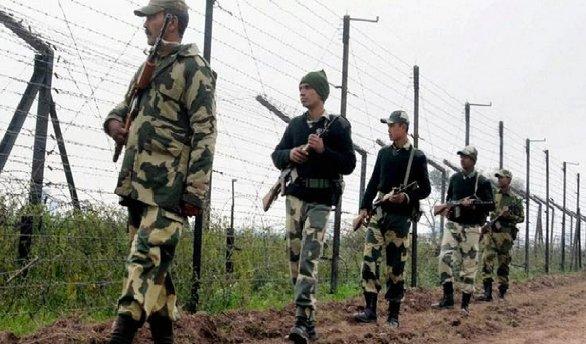 बांग्लादेश हिंसा में ISI को दिखा मौका, भारत के खिलाफ पाकिस्तान की खतरनाक प्लानिंग का खुलासा