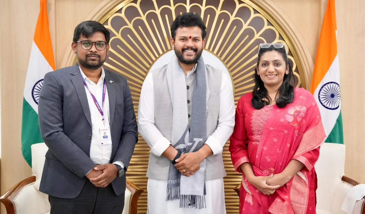 भारतीय आसमान में तीन नई एयरलाइंस की होगी एंट्री, शंख एयर, अल हिन्द एयर, फ्लाई एक्सप्रेस को मिली मंजूरी