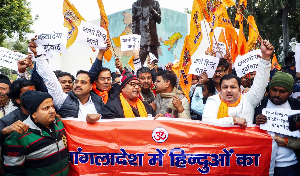 Bangladesh में हिंदू अल्पसंख्यकों की लिंचिंग जारी, भारत-विरोधी सोच को मिल रहा बढ़ावा