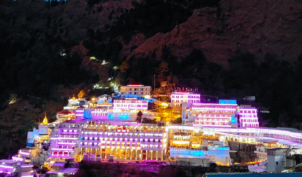 Vaishno Devi यात्रा के नियम बदले! अब 12 घंटे में यात्रा शुरू, 24 में करनी होगी पूरी; जानें नए नियम