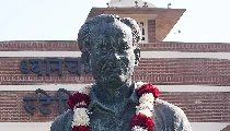Major Dhyan Chand Death Anniversary: मेजर ध्यानचंद ने ठुकरा दिया था हिटलर का ऑफर, ऐसे बने थे हॉकी के जादूगर