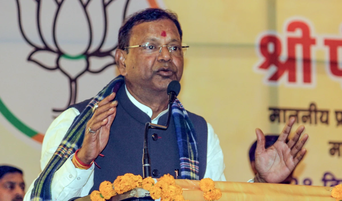 UP BJP में ब्राह्मण विधायकों के भोज पर बवाल, क्या पंकज चौधरी का बयान उल्टा पड़ा?