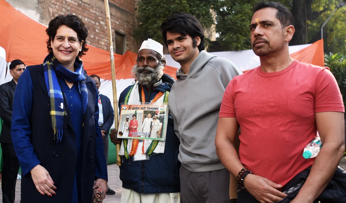 अब Gandhi Vadra family में भी बजेगी शहनाई! प्रियंका के बेटे रेहान ने अवीवा बेग से की सगाई