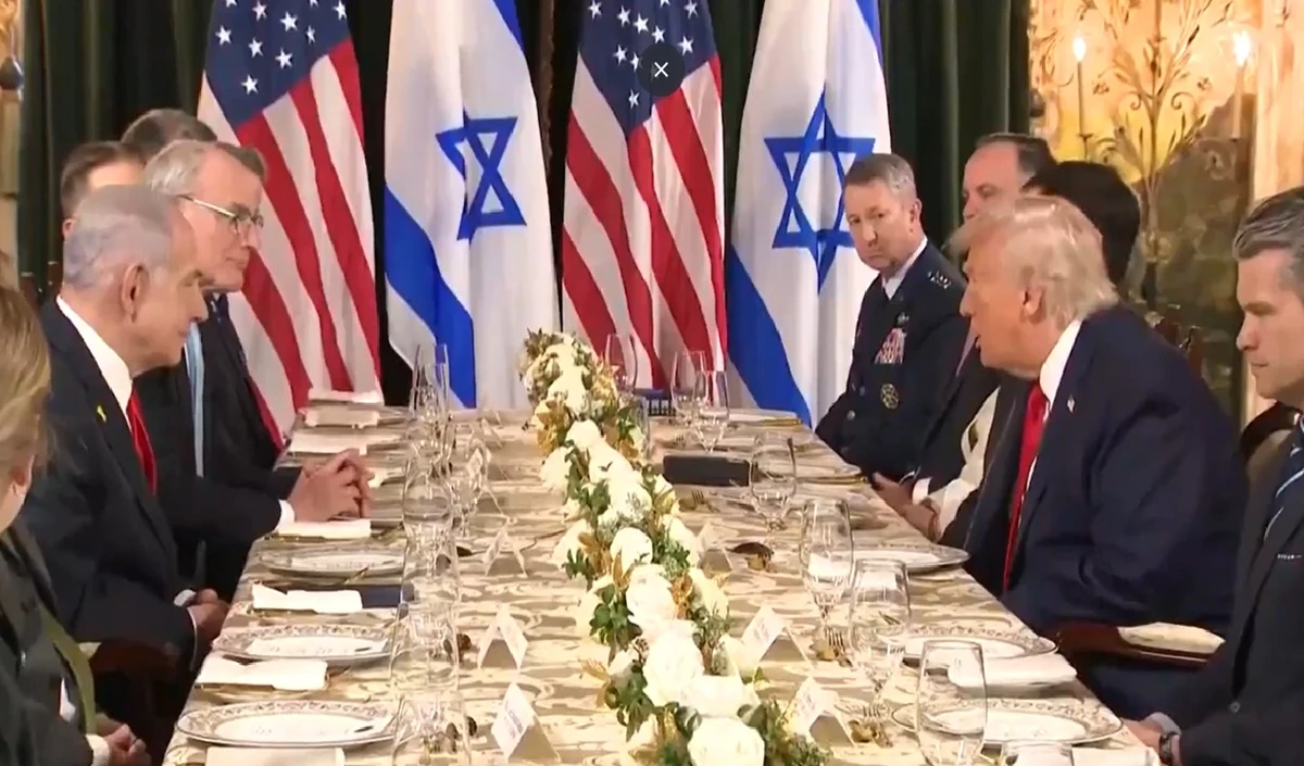 सामने बैठे थे नेतन्याहू, अचानक ट्रंप करने लगे भारत की शिकायत, फिर...